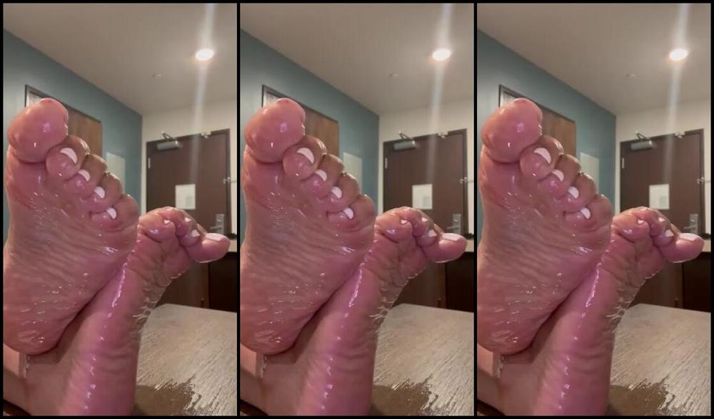 Spoilgoddessj Nicknamed Spoilgoddessj 02 11 2025 Onlyfans Video Scrunch Or Spread