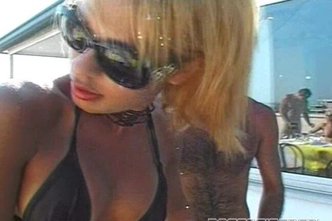 "Kelly Stafford, Sexy Luna, Martina Mercedes, Kate More, Renata Rey, Eva Ciccone, Claudia Costa, Rocco Siffredi, Franco Roccaforte, Andrea Nobiki, Silvio Evangelista, Robert Ribot, Yves Le Prince" Straight, Anal, Gonzo, Orgy Rocco's Dirty Anal Kelly 