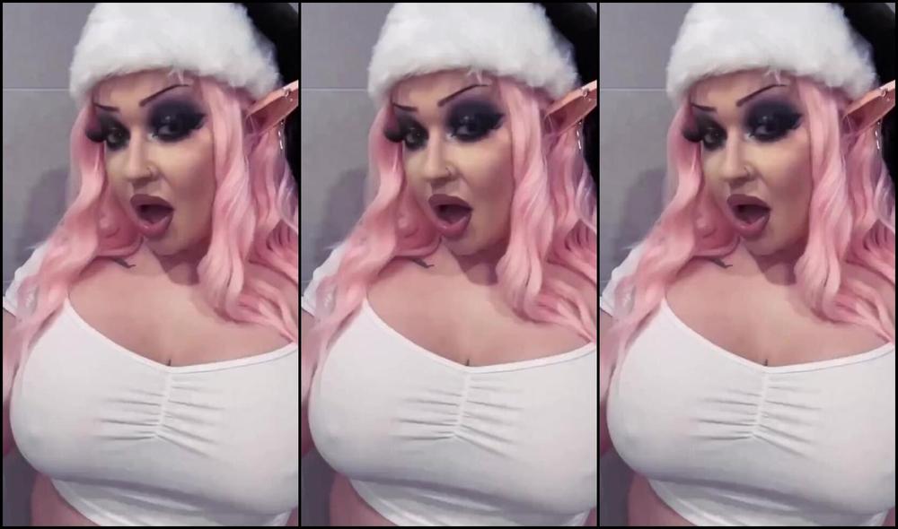 Nova The Nerd Nicknamed Novathenerd 12 25 2023 Onlyfans Video Wet T Shirt Contest Elf Edition Swipe To See The End Result And Swipe Even More