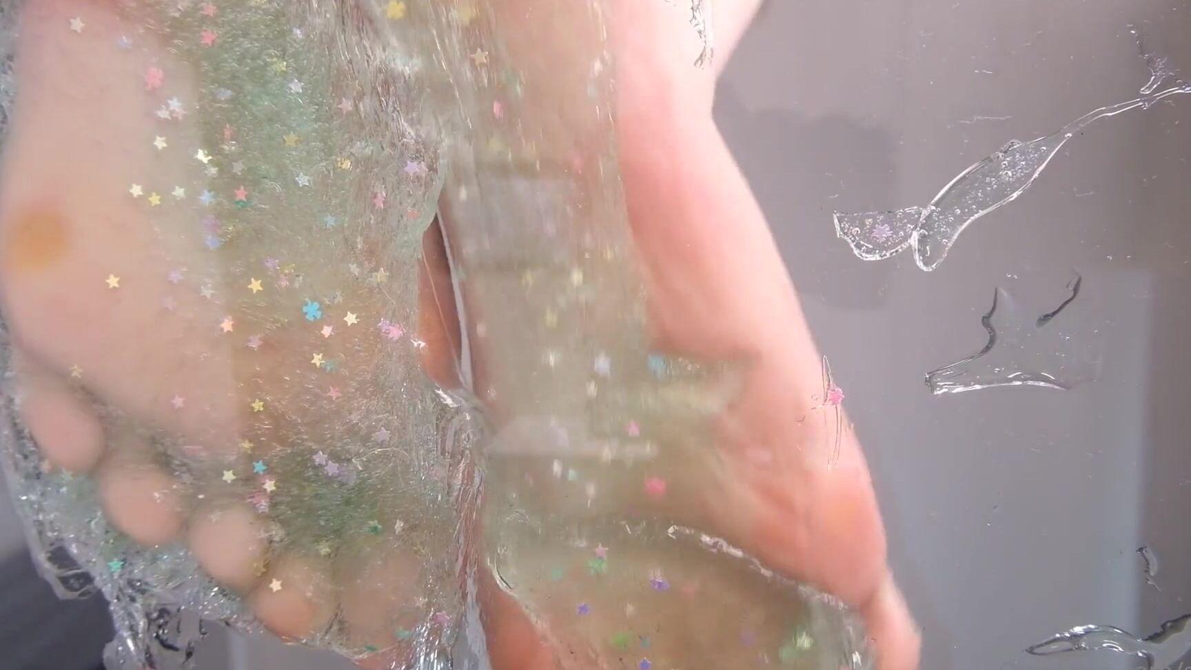 Aichan Souai Nicknamed Souai 07 12 2025 Onlyfans Video One Of Those Glass Panel Videos The Sensation Of Stepping On The Slime Felt Really Satisfyi