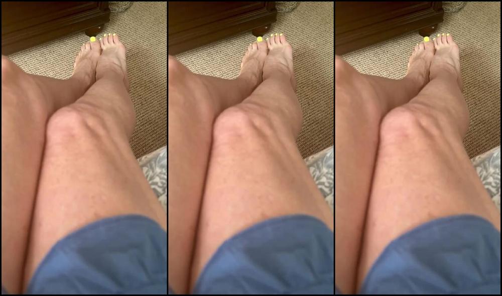 Kittys Pretty Feet Nicknamed Kittys Sweet Feet 06 13 2025 Onlyfans Video Woke Up Stretched These Long Slender Legs Out Of Bed And The Way The Morning