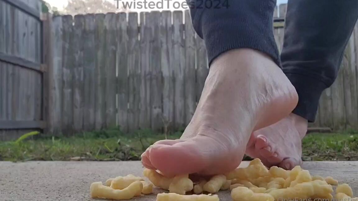 Twisted Toes Nicknamed Twistedtoes Foot Fetish 01 15 2024 Onlyfans Video Nothing Has A Chance Under My Powerful Feet