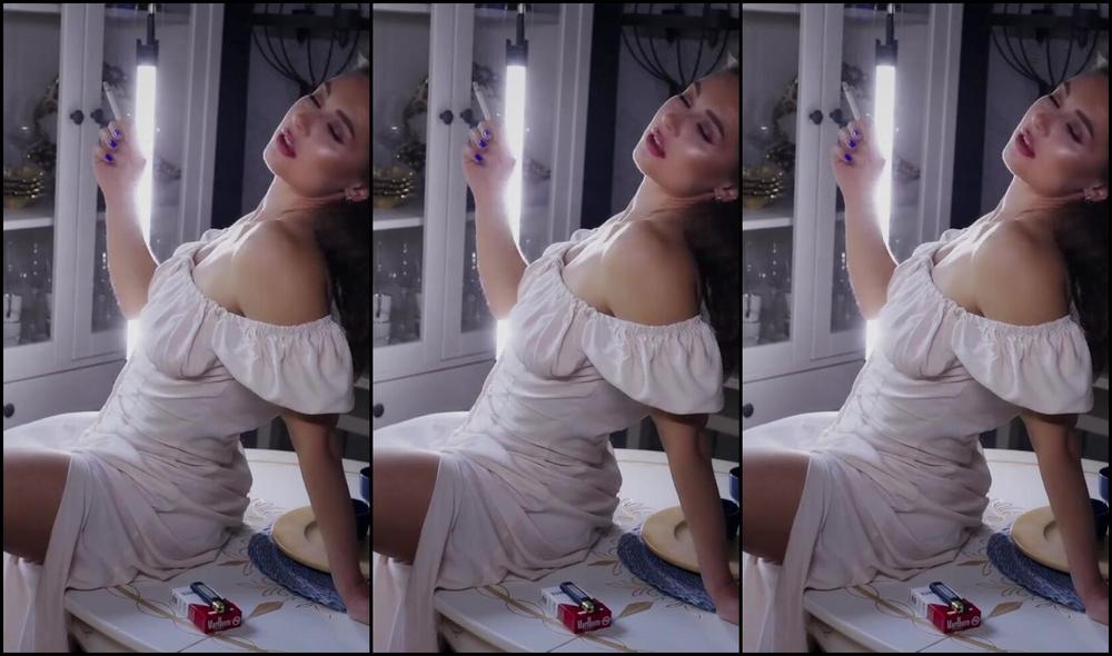 Only Yana Nicknamed Only Yana 06 09 2024 Onlyfans Video Its Elegant