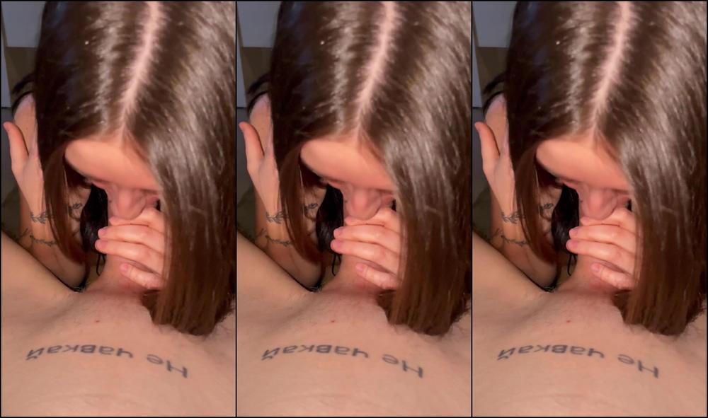 Ameliaball Я Курю Травку И Сосу Член Моего S Друга Кончаю Мне На Лицо