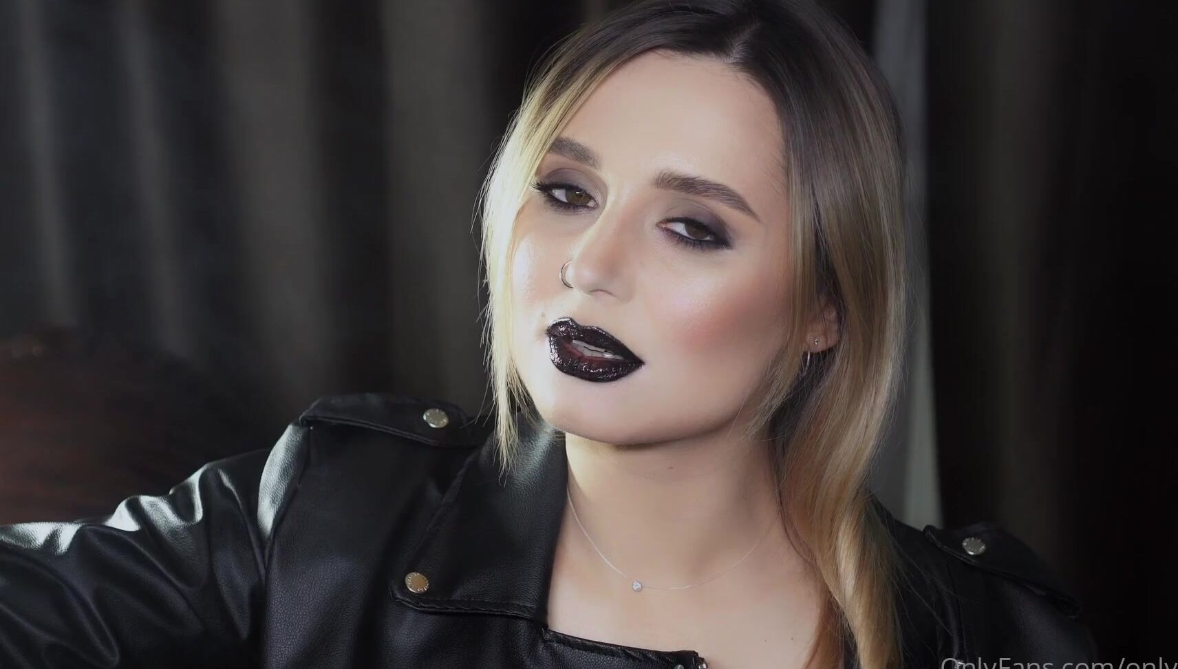 Only Yana Nicknamed Only Yana 04 03 2023 Onlyfans Video Black Lipstick And Cork Filter