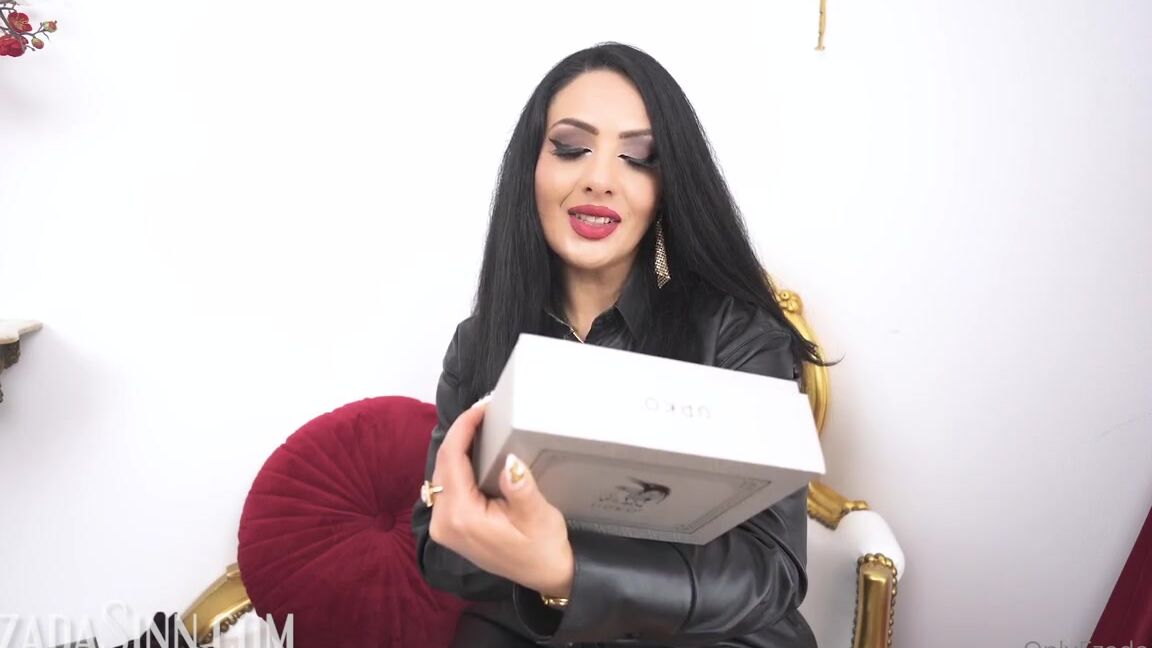 Ezada Sinn Nicknamed Ezada Onlyfans Upko Luxury Bdsm Toys I Made This Clip For My Youtube Channel Talkingmatriarchycom But My Loyal Fan B