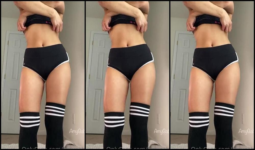 Amygabe Nicknamed Amygabe 09 09 2023 Onlyfans Video Sometimes My Best Workouts Are Just Turning On Some Music And Dancing In Front Of The