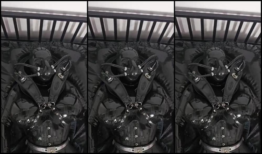 Emma Lee Nicknamed Rubberdollemma 06 16 2024 Onlyfans Video Nothing Excites Me More Than The Smell Of Rubber Combined With The Feeling Of Rubber On