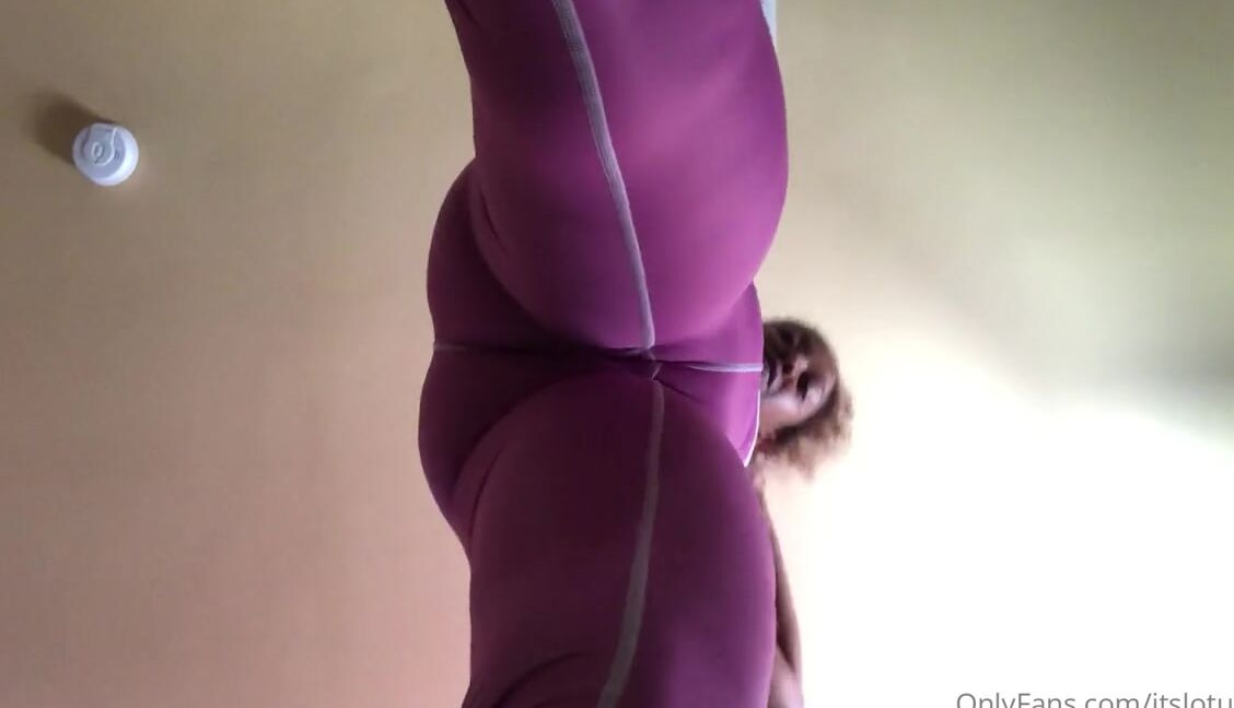 Lotus Lain Nicknamed Itslotuslain 07 14 2020 Onlyfans Video Jump Squat Asmr Cameltoe Amp Sweaty Crotch Closeups For My Morning Workout Routine