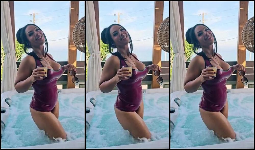 Ezada Sinn Nicknamed Ezada Onlyfans You Woke Up Before Me To Prepare Coffee And Breakfast For Me I Am Wearing A Skin Tight Latex Swimmi