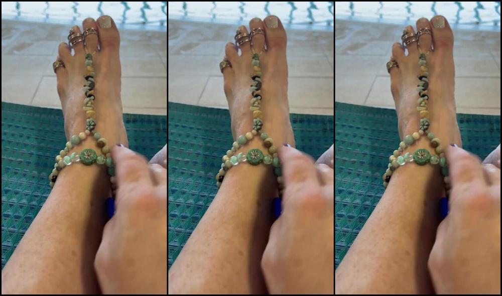 Kittys Pretty Feet Nicknamed Kittys Sweet Feet 01 30 2024 Onlyfans Video I Know Not Everyone Id A Fan Of My Feet Hiding Toes Inside My Shoes No