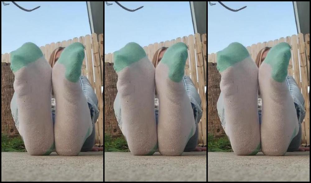 Twisted Toes Nicknamed Twistedtoes Foot Fetish 03 06 2024 Onlyfans Video Been Wearing My Socks All Day I Take Them Off For You To Get An Upclose