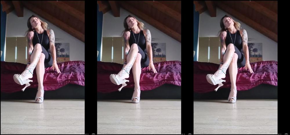 Onlybluefeet Nicknamed Onlybluefeet 11 18 2024 Onlyfans Video Sapere Che Un Uomo Ti Guarda Per Me Eccitante