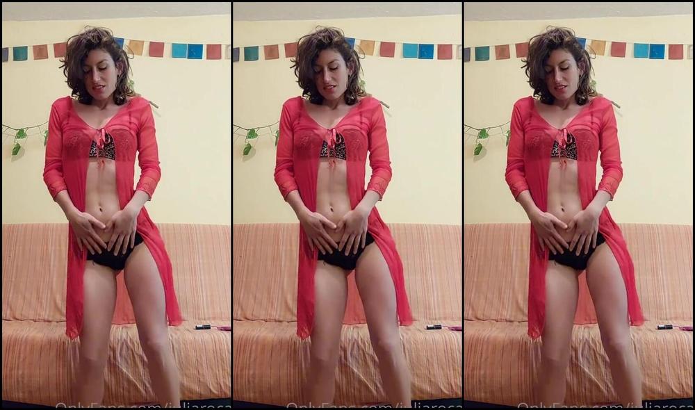 Julia Roca Nicknamed Juliarocax 02 12 2023 Onlyfans Video Me Encanta Vestirme De Putis Os He Preparado Un Video Para San Valentin Que Os Va