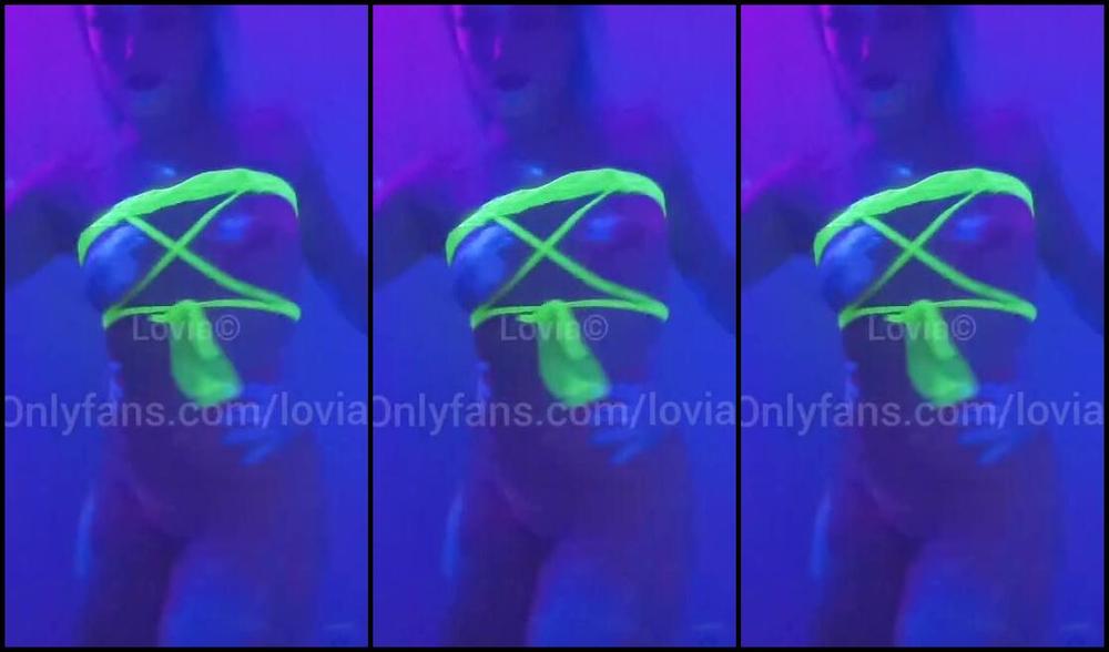 Lovia Suicide Nicknamed Lovia 04 23 2020 Onlyfans Video You Like Twerk Neon Light