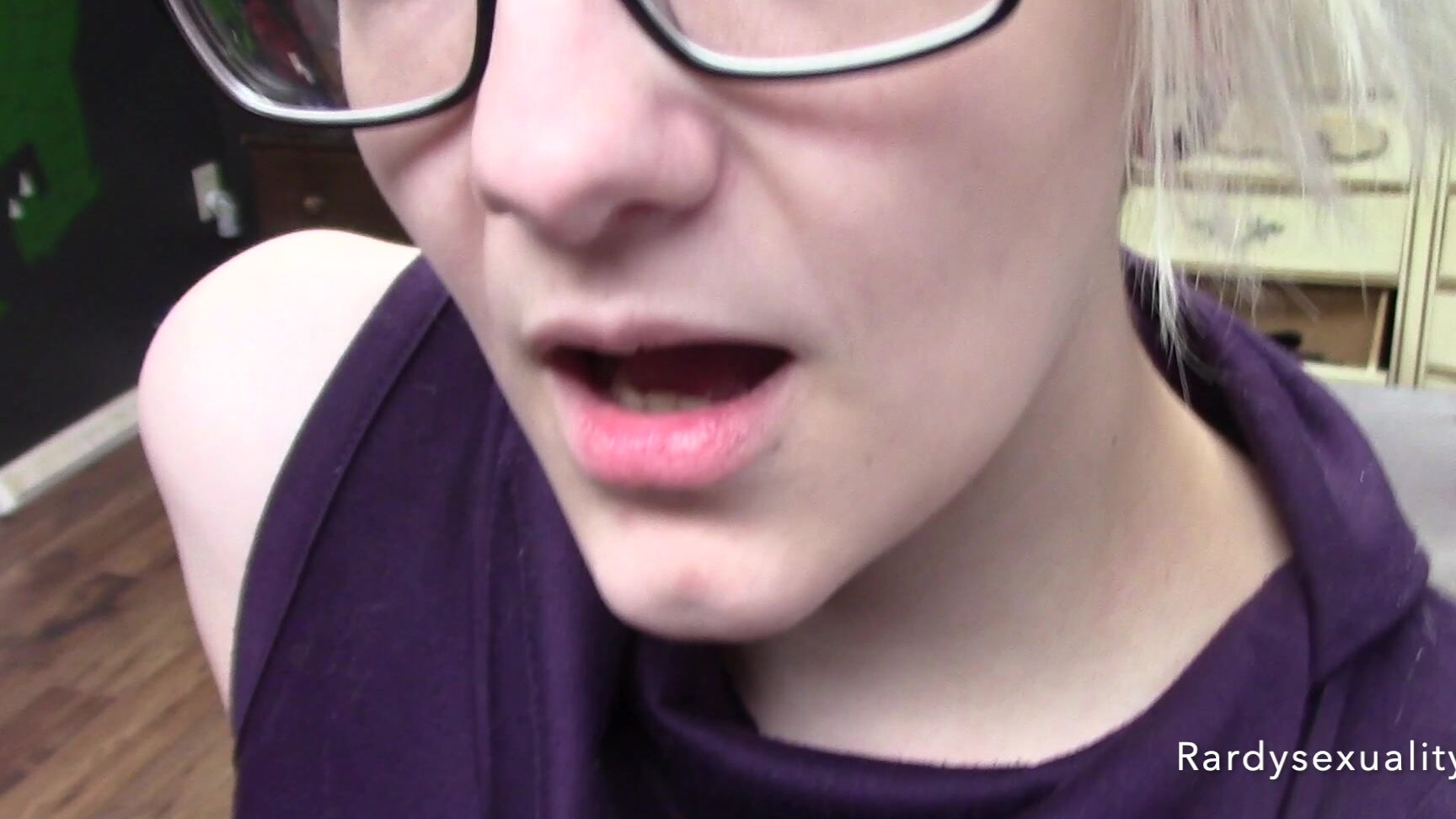 "Rardysexuality" blow jobs, eye glasses, geek, oral servitude, skinny women My First Time To The Geeky Krunch 1 manyvids