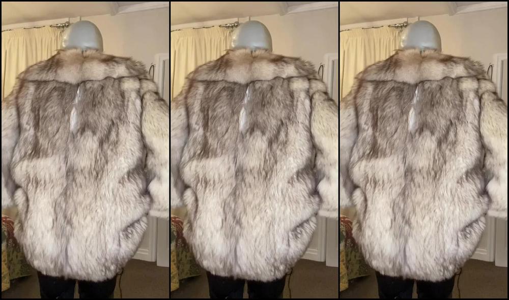 Kellieblue Uk Nicknamed Kellieblue Uk 07 03 2023 Onlyfans Video Fur With Gas Mask What A Combination Plus Leather Boots I Want To Feel You Be