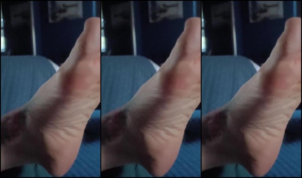 Onlybluefeet Nicknamed Onlybluefeet 03 19 2025 Onlyfans Video Mi Guardo Un Film E Ti Tento