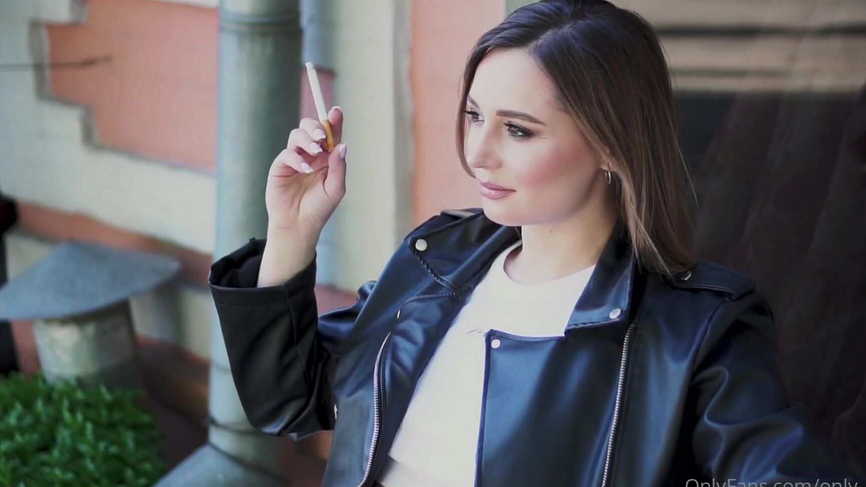 Only Yana Nicknamed Only Yana 05 04 2023 Onlyfans Video We Havent Smoked Outside In A Long Time With Video