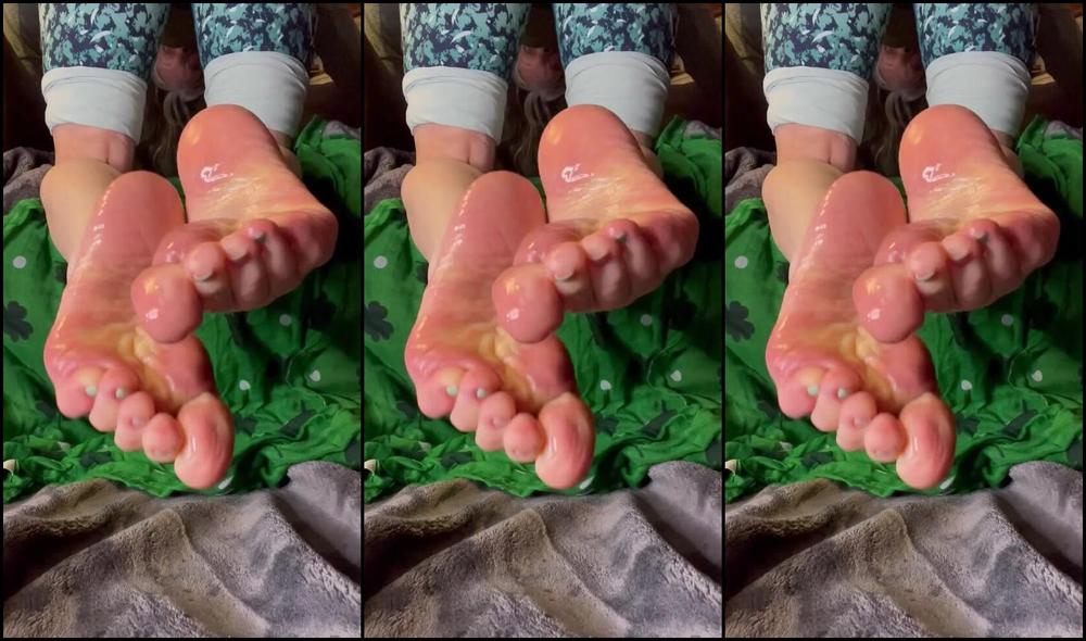 Kittys Pretty Feet Nicknamed Kittys Sweet Feet 03 17 2023 Onlyfans Video Happy St