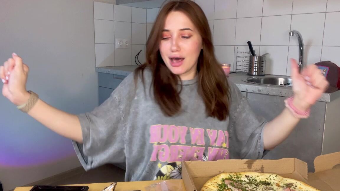 "Babyheavanian" food, foodporn, mukbang, sfw, talking, vlog FOOD HAVE ZERO KALLORIES Manyvids