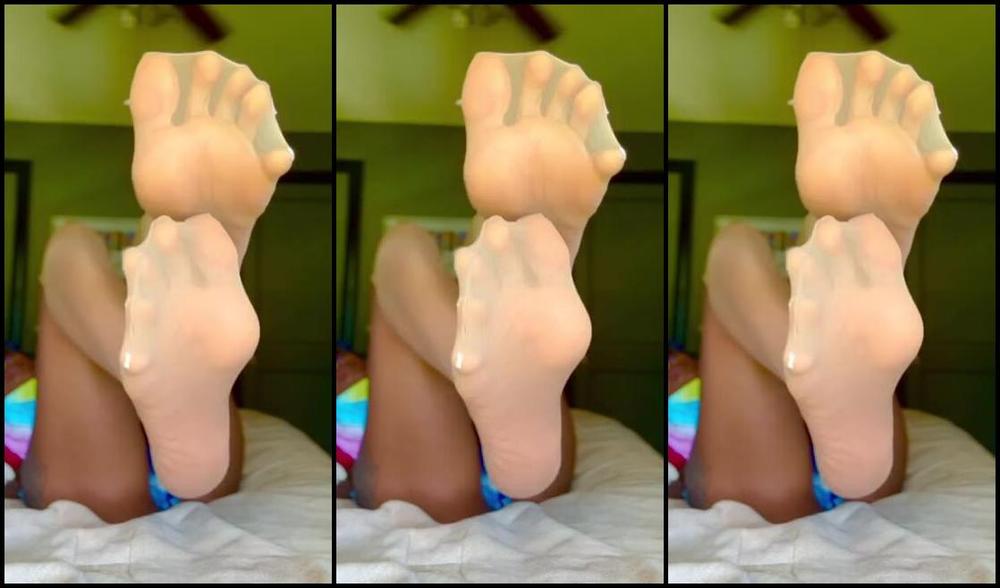 Liv Forsoles Nicknamed Livforsoles 10 11 2023 Onlyfans Video You Like The Way My Soles Look In These Nylons