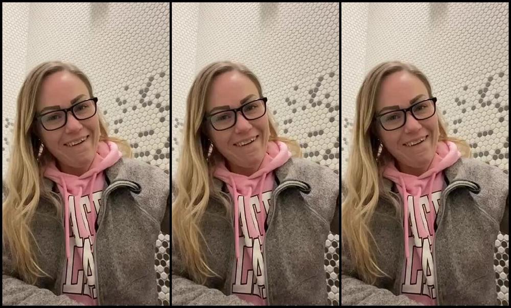 Qosgirlnorwayvip Nicknamed Qosgirlnorway 03 30 2023 Onlyfans Video Jeg Leker Med Meg Selv P Toalettet P Et Kj Pesenter