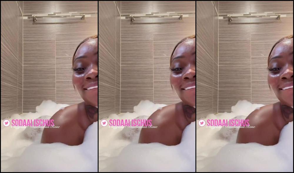 Daalischus Nicknamed Daalischusrose 03 30 2023 Onlyfans Video Lol Anybody Wanna Come Get In The Bath With Me