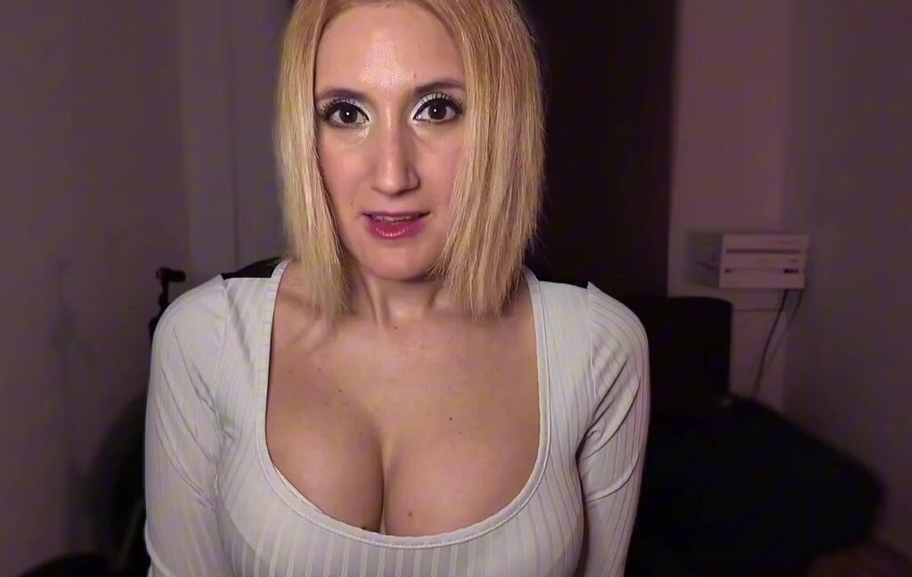 Yasmin Ramos Nicknamed Yasminramos Onlyfans Yasmin 365 Episodio 83 Cosas Que Hacen Los Amigos Que No Soporto