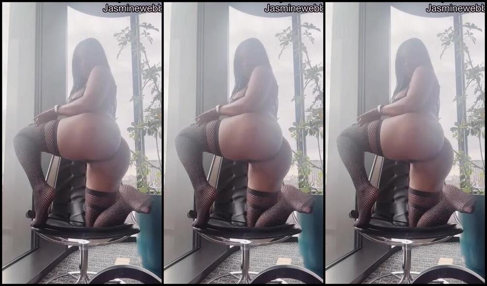 Jasmine Webb Nicknamed Jasminewebb 05 12 2025 Onlyfans Video Worship My Tits Lips And Hips