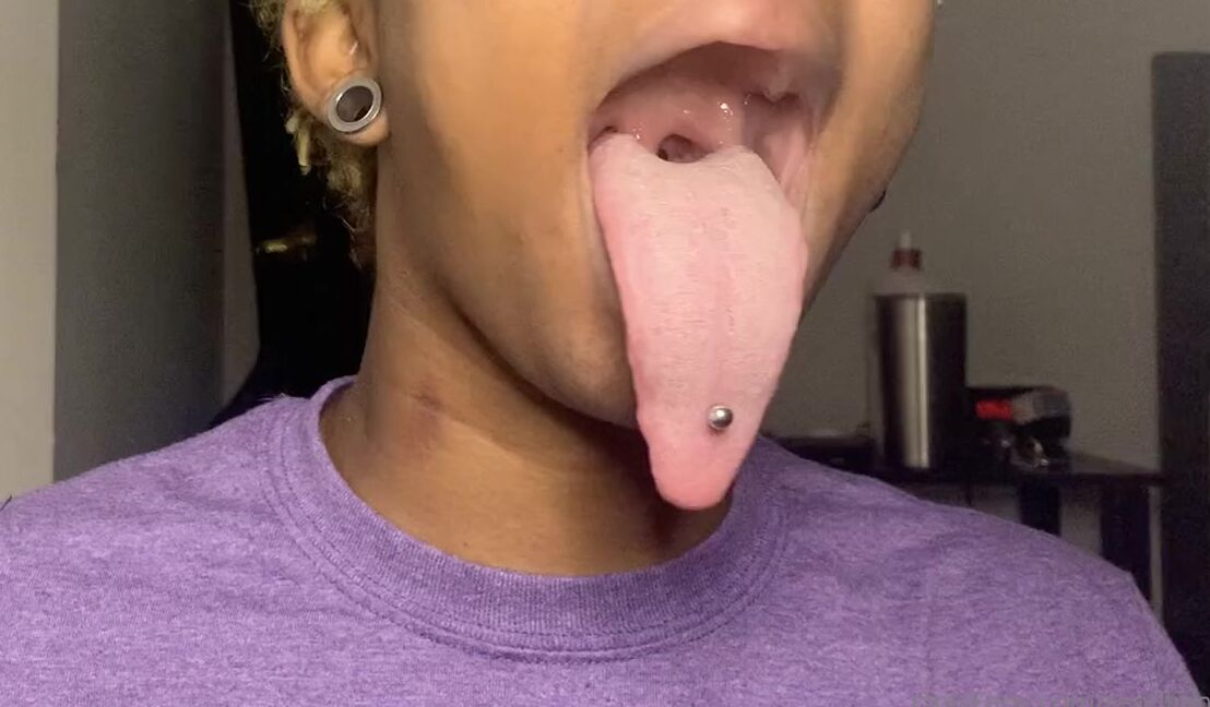 Irl Mileena Nicknamed Reptilianelite 05 10 2021 Onlyfans Video Good Morning Wyd