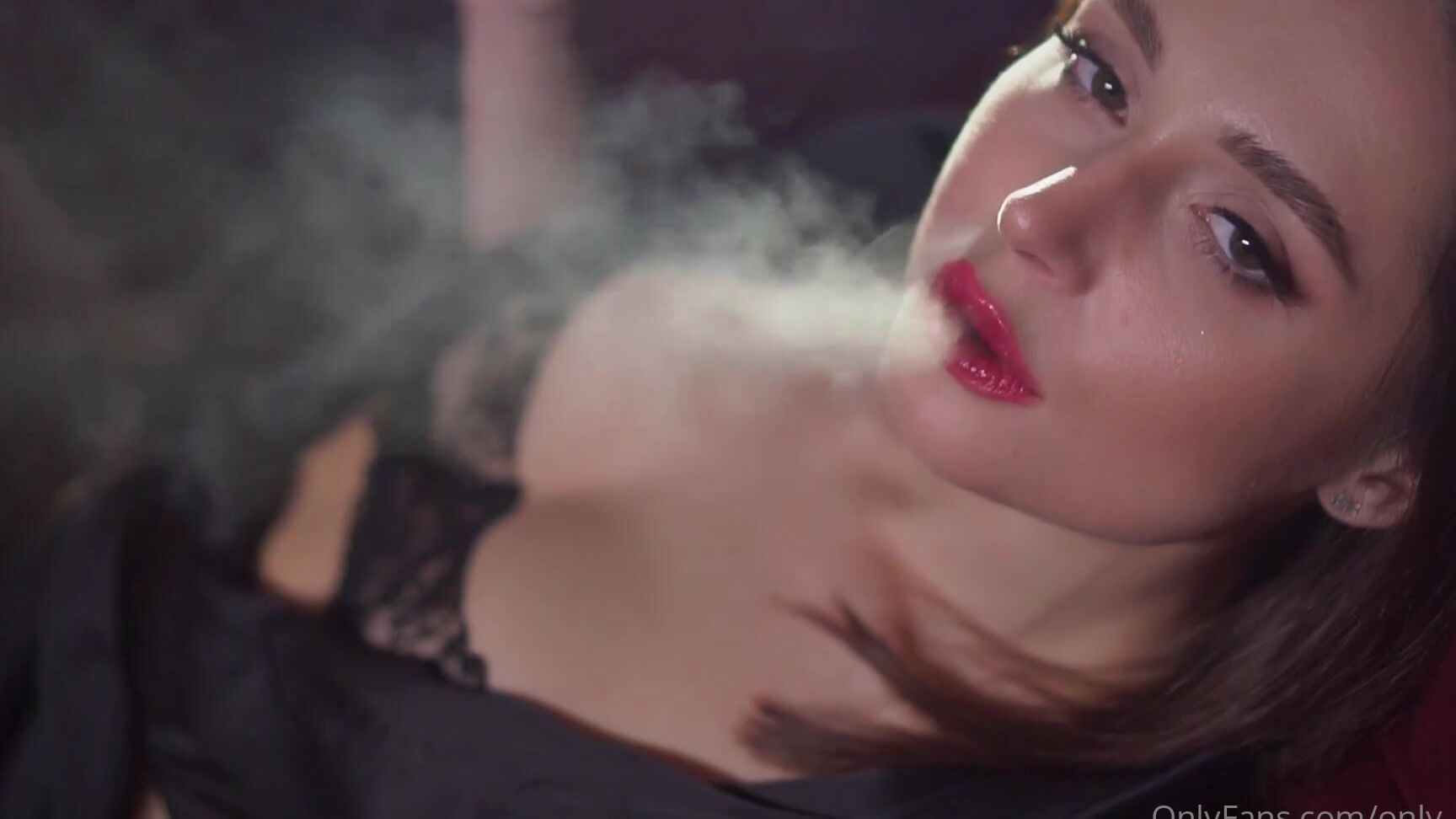 Only Yana Nicknamed Only Yana 01 05 2024 Onlyfans Video Smoking That You Wont Be Able To Take Your Eyes Off