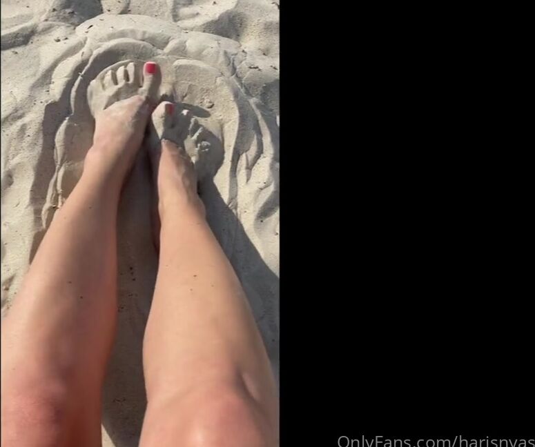 Harisnyas Csaj Nicknamed Harisnyas Csaj 01 25 2023 Onlyfans Video Wheres Summer Gone Miss The Warm Sensation Of Sand Under My Soles