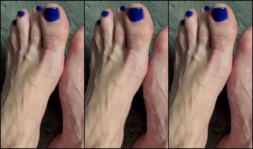 Kittys Pretty Feet Nicknamed Kittys Sweet Feet 01 19 2023 Onlyfans Video Have I Mentioned That I Love Toe Rings