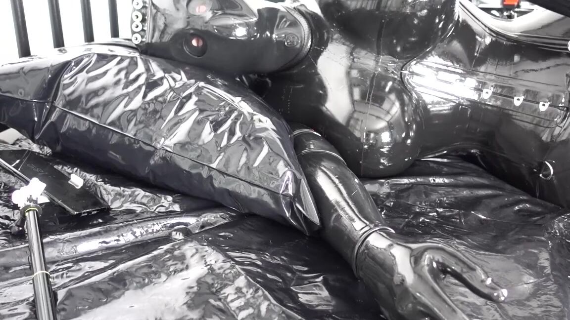 Emma Lee Nicknamed Rubberdollemma 12 29 2023 Onlyfans Video Another Day With Welcoming You Here Wearing The Twinset Tomorrow And Sunday Is This Year Gone