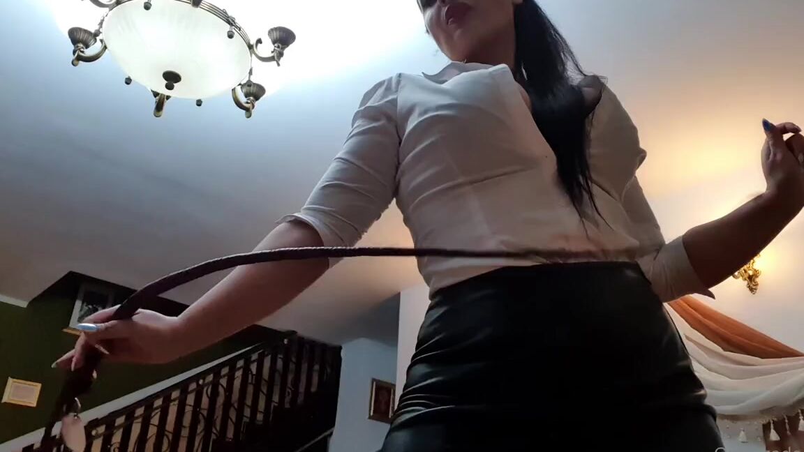 Ezada Sinn Nicknamed Ezada 04 19 2025 Onlyfans Video My Single Tail Whip Wants To Kiss You 7Ej