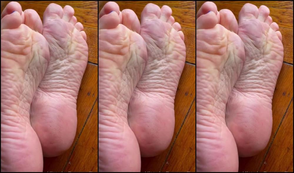Kittys Pretty Feet Nicknamed Kittys Sweet Feet 02 21 2023 Onlyfans Video A Little More Sole Action Today