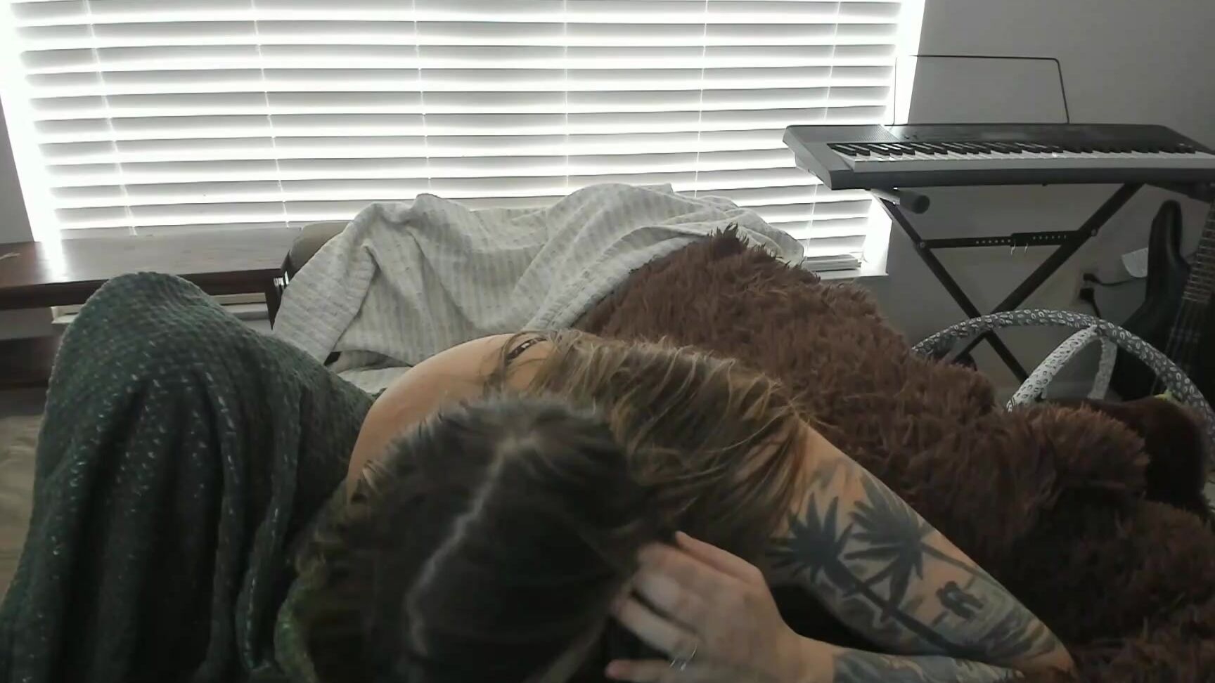 "Kelly Payne" cheating, mommyroleplay, pov, upskirt, virtualsex Being inappropriate with Mom Manyvids