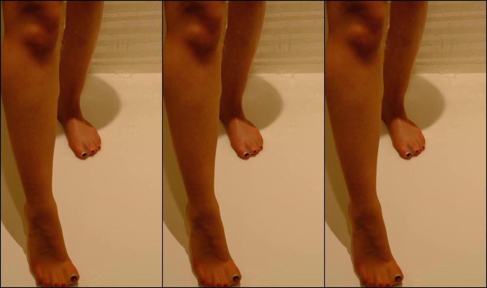 "MadameBeatrix" shower, pantyhose, tights fetish, wet & messy, nylons Flight Attendant Showers in Pantyhose in Hotel Room manyvids