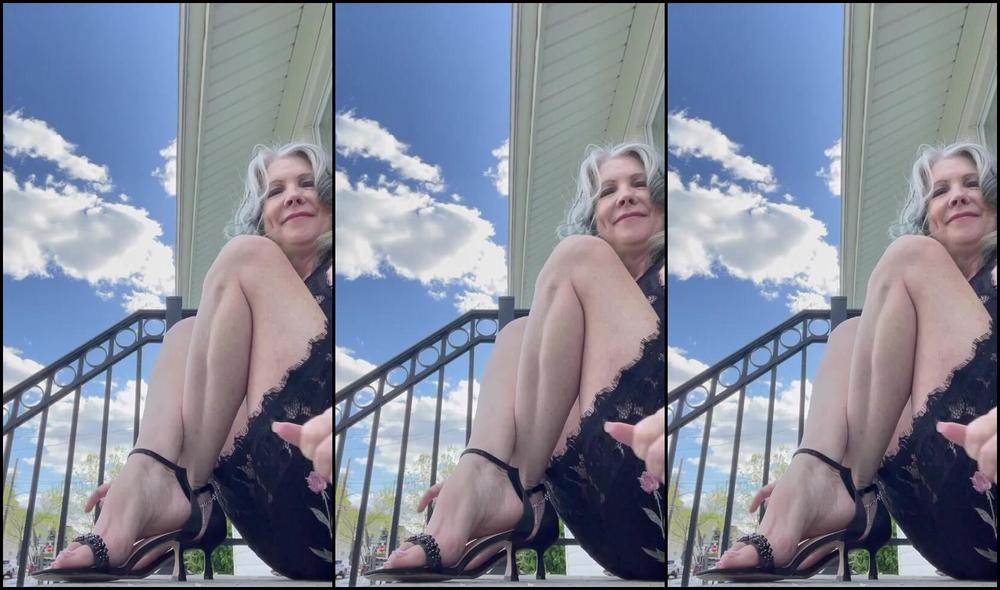 Kittys Pretty Feet Nicknamed Kittys Sweet Feet 05 07 2023 Onlyfans Video Heres A Little Video I Made For You