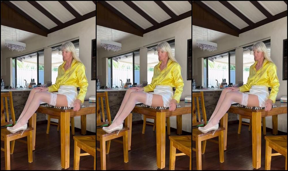 Sexy Sarah Nicknamed Have Some Fun 10 31 2025 Onlyfans Video Tip The Boss 20 Under This Post And Ill Send You The Video Ahmad From Afghanistan