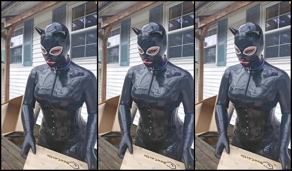 Blueberry Sage Nicknamed Blueberrysage 04 21 2024 Onlyfans Video The Old Hive Suffered An Infestation The Bees Died