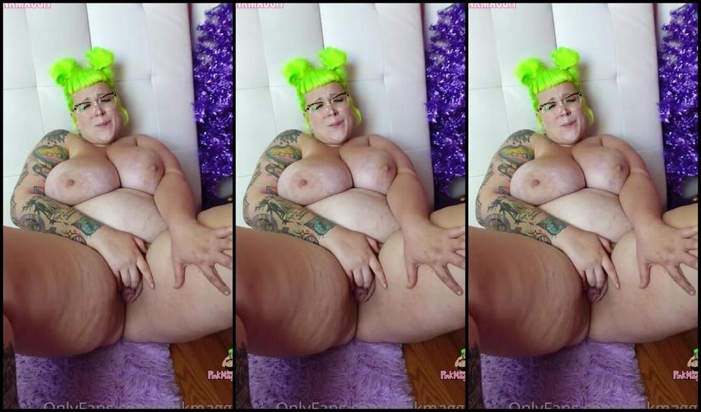 Kat Ravioli Nicknamed Pinkmaggit 05 30 2023 Onlyfans Video Ive Gotten So Thick Amp Extra Soft Lately I Show Off How Much Ive Grown My T