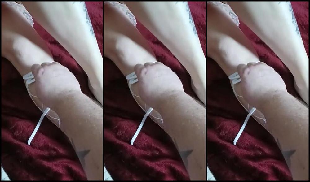 Kara Deviline Vip Nicknamed Karadevilinevip 12 25 2024 Onlyfans Video Merry Christmas And Happy Holidays Heres A Present For You