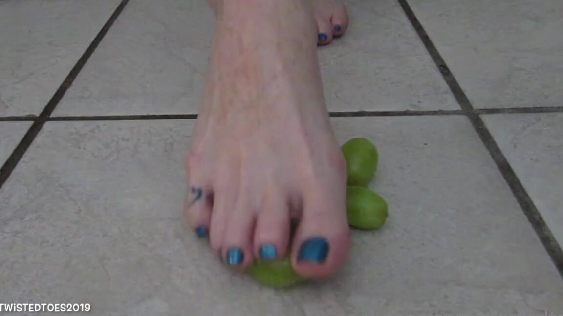 Twisted Toes Nicknamed Twistedtoes Foot Fetish 03 24 2019 Onlyfans Video Grapes Under My Powerful Feet Dont Stand A Chance Just Like You Dont Haha As You