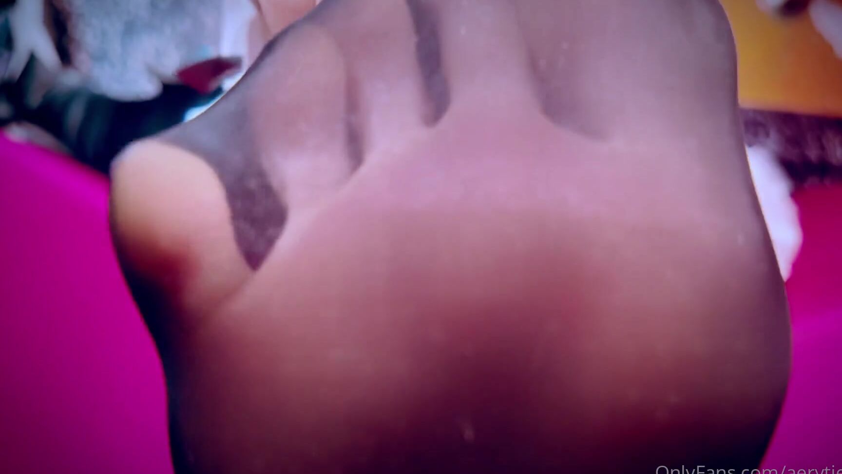 Aerytiefling Nicknamed Aerytiefling 03 26 2025 Onlyfans Video Touch My Tail Uhh No