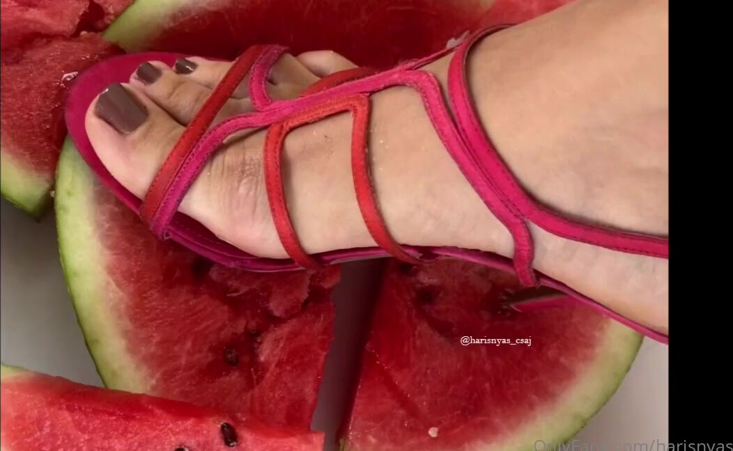 Harisnyas Csaj Nicknamed Harisnyas Csaj 11 07 2023 Onlyfans Video I Like Making A Mess