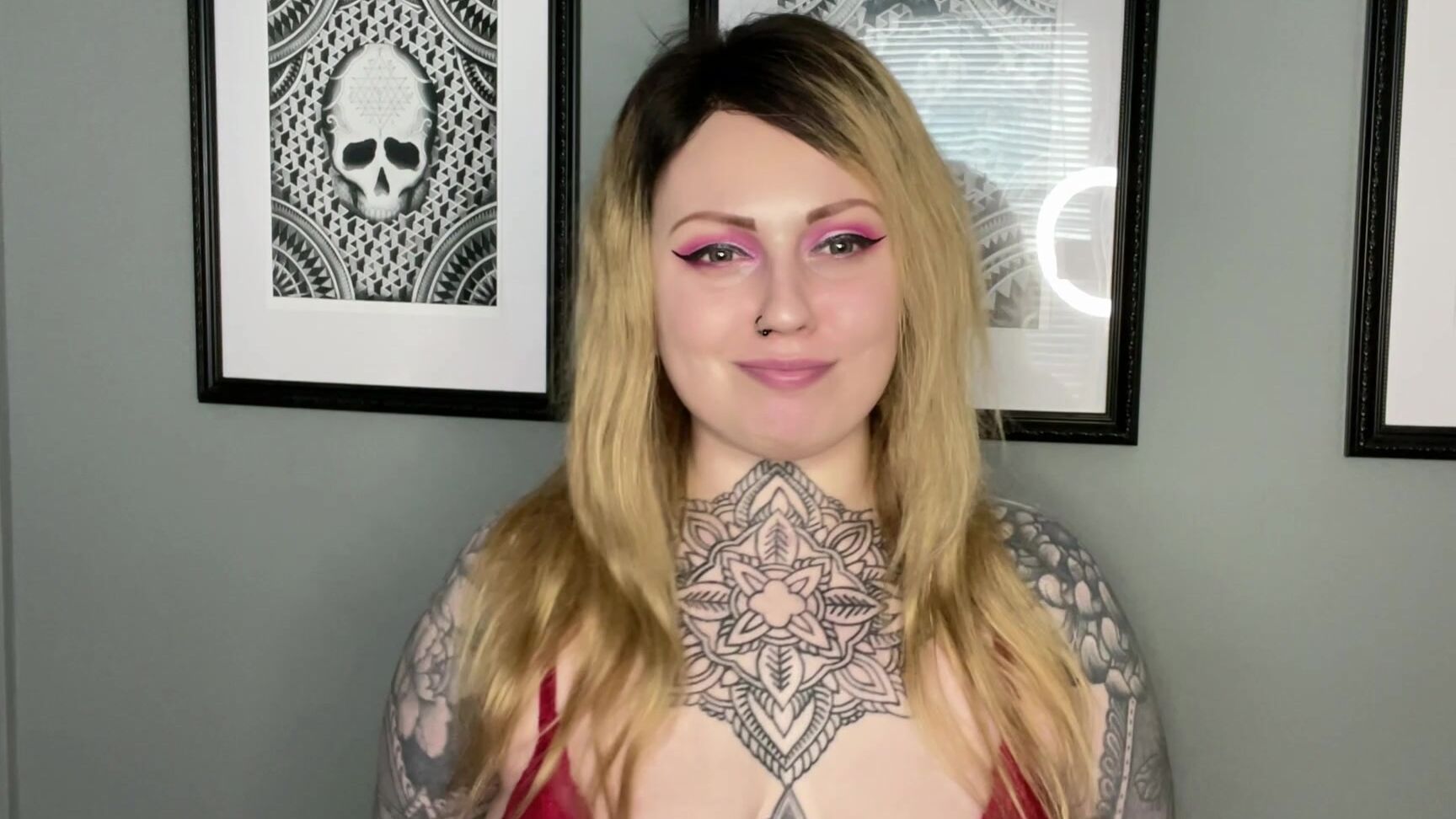 "MissValentina" femdom, toiletfetish, toilethumiliation, toiletslavery, verbalhardcorehumiliation Men Are Toilets Manyvids