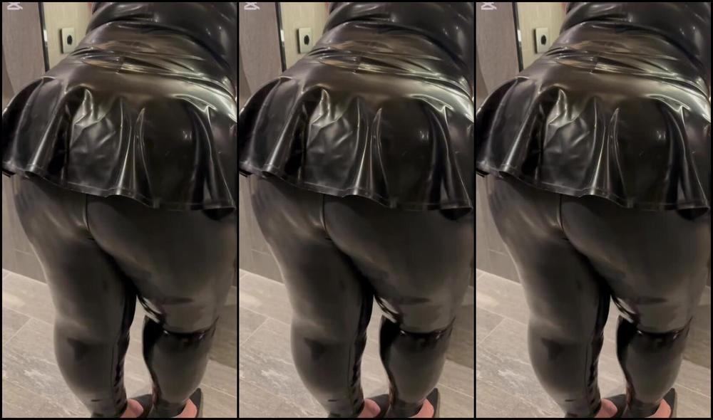 Misslatexangel Nicknamed Misslatexangel 01 07 2025 Onlyfans Video Shiny Latex Ass