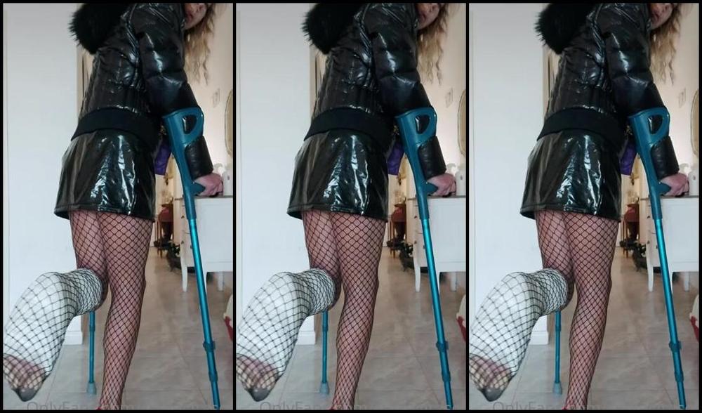 Stella Girasole Nicknamed Stellagirasole 01 30 2023 Onlyfans Video Ecco L Ultimo Pezzo Di Video Dove Esco In Stampelle E Dopo La Serata Rientro A